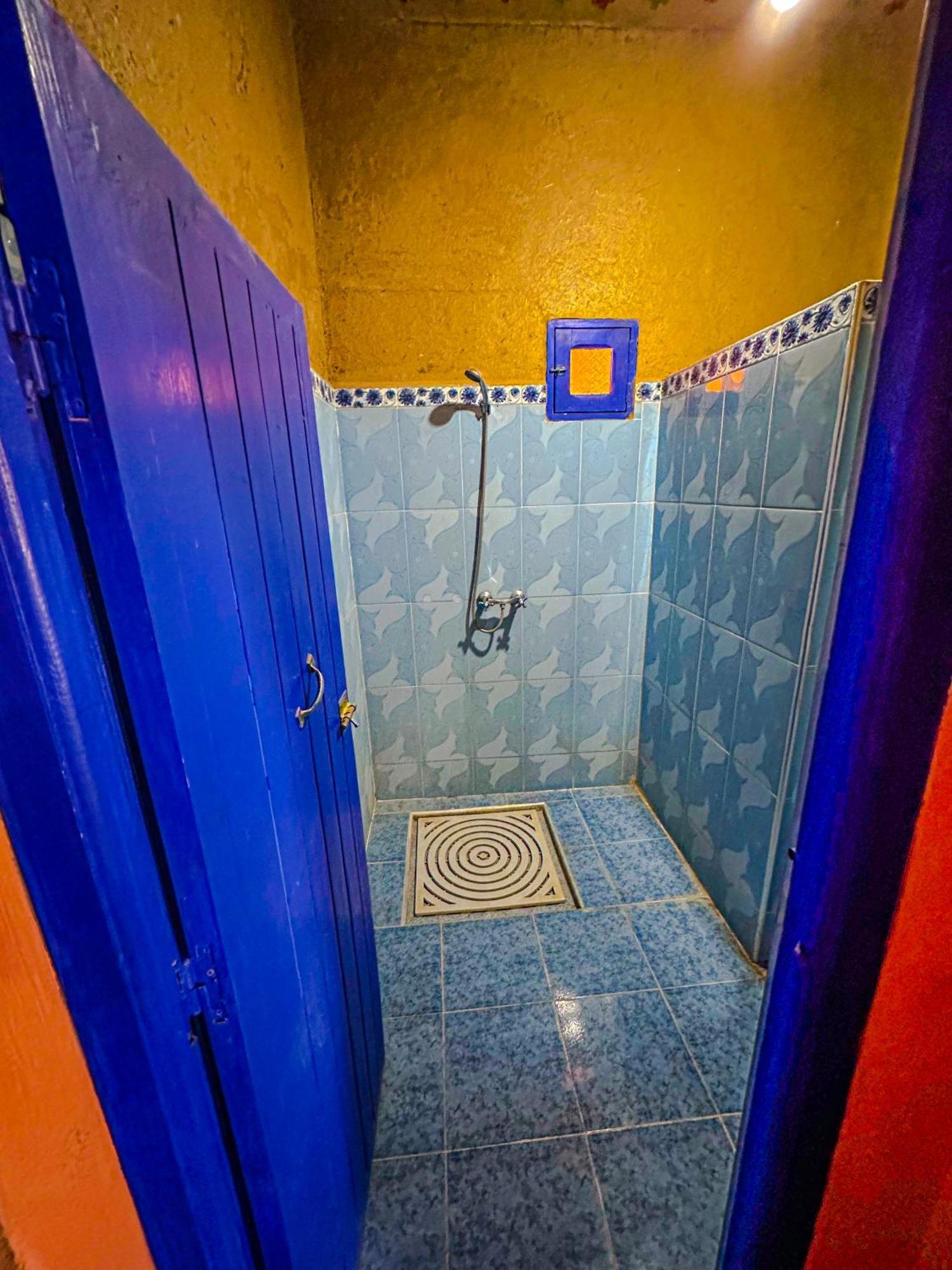 Riad Les Roches 메르주가 외부 사진