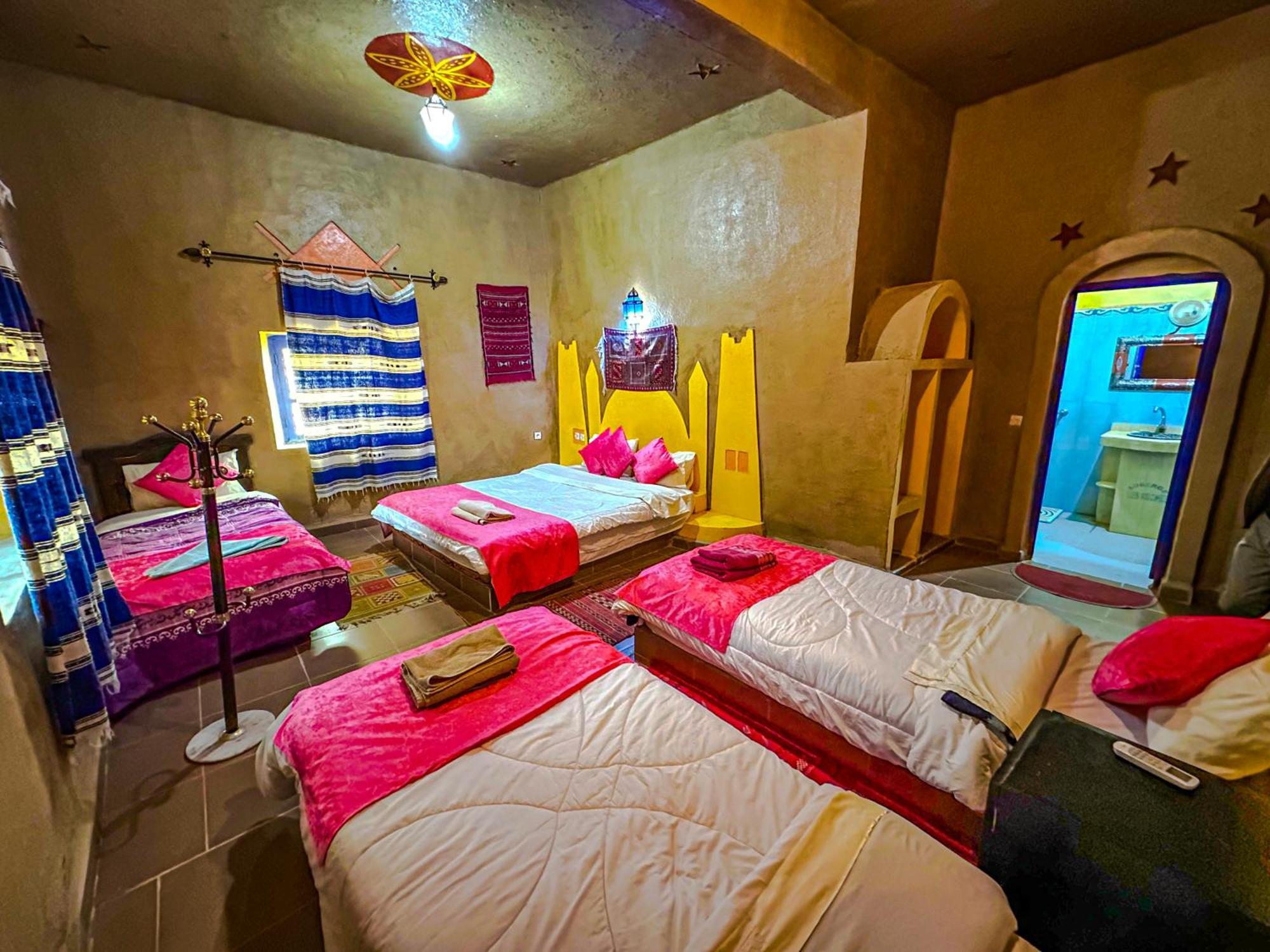 Riad Les Roches 메르주가 외부 사진