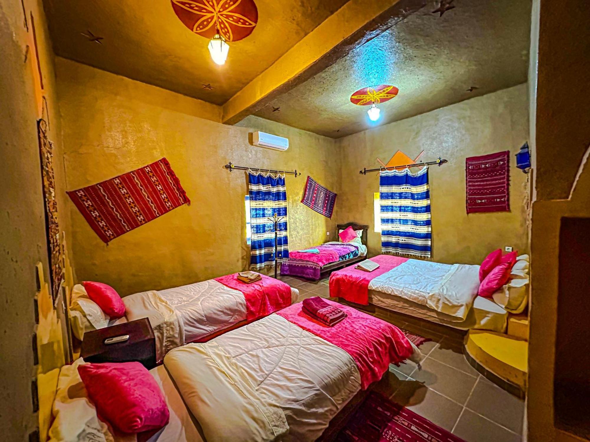 Riad Les Roches 메르주가 외부 사진