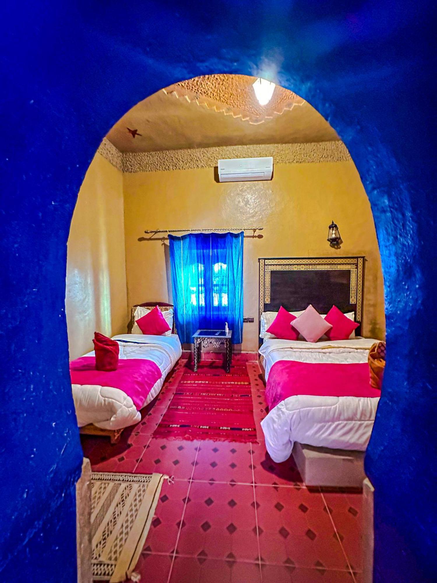 Riad Les Roches 메르주가 외부 사진