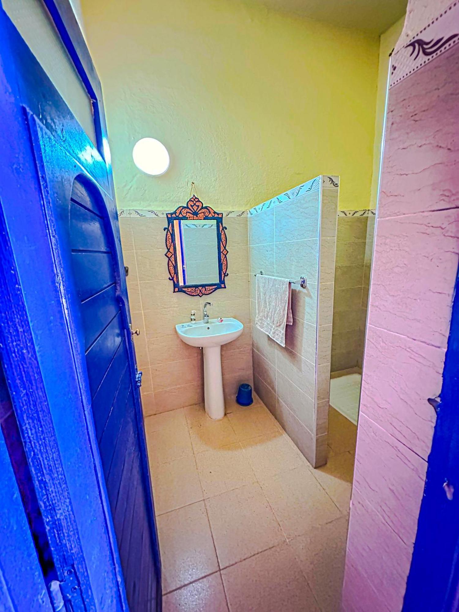Riad Les Roches 메르주가 외부 사진