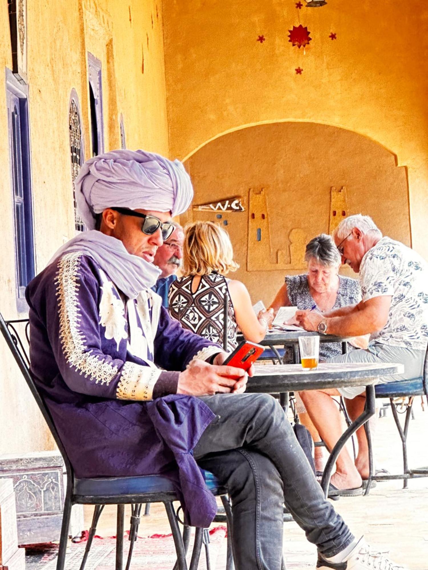 Riad Les Roches 메르주가 외부 사진